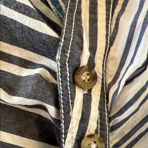 Pilcro Reworked mixed stripe buttondown Blue and White Striped Shirt sz M - Picture 10 of 11